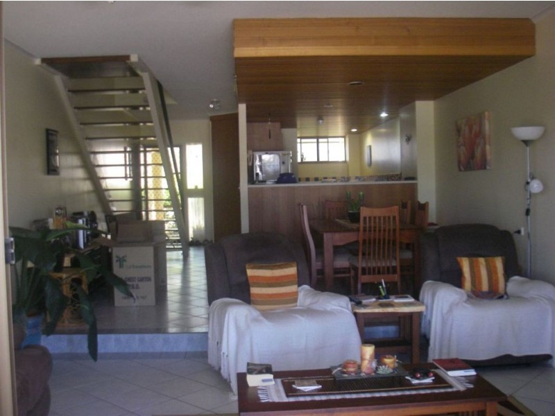 Sandstone Point QLD 4511