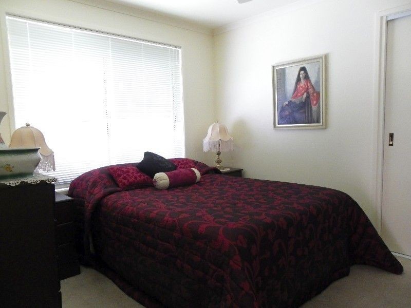 56 Lachlan Cres, Sandstone Point QLD 4511