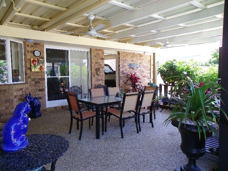 56 Lachlan Cres, Sandstone Point QLD 4511