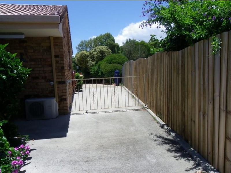 56 Lachlan Cres, Sandstone Point QLD 4511