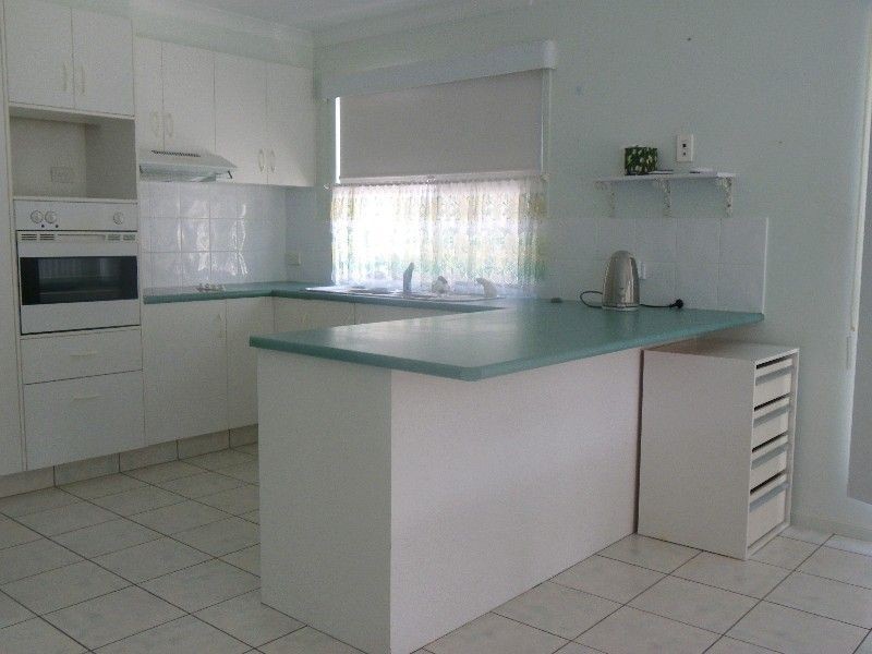 304 Meditteranean Dr, Bongaree QLD 4507