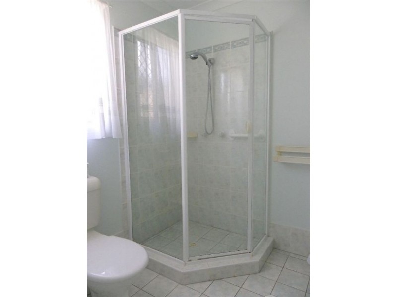 304 Meditteranean Dr, Bongaree QLD 4507