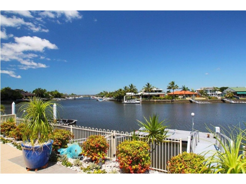 1/34 Island Parade, Banksia Beach QLD 4507