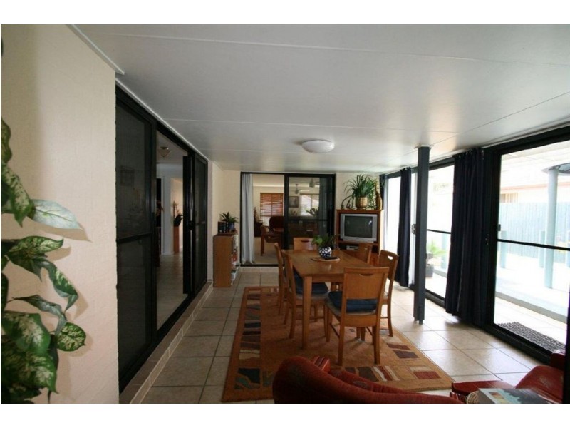 5 Albatross Court, Banksia Beach QLD 4507