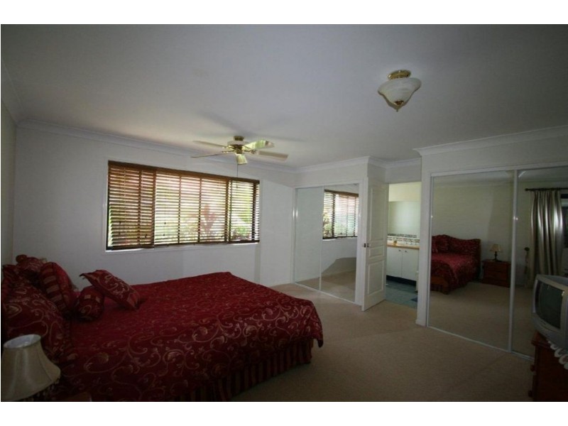 5 Albatross Court, Banksia Beach QLD 4507