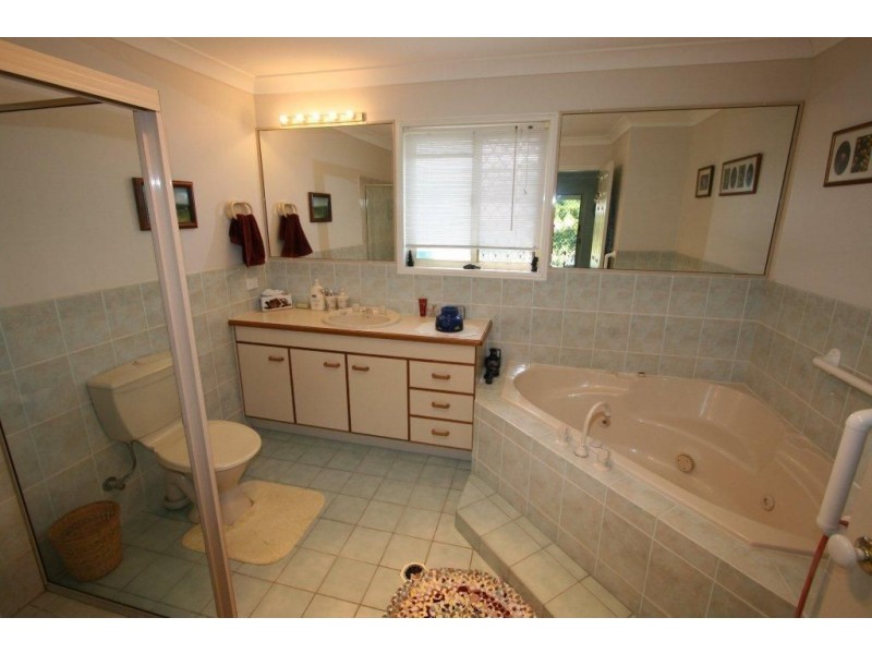 Sandstone Point QLD 4511