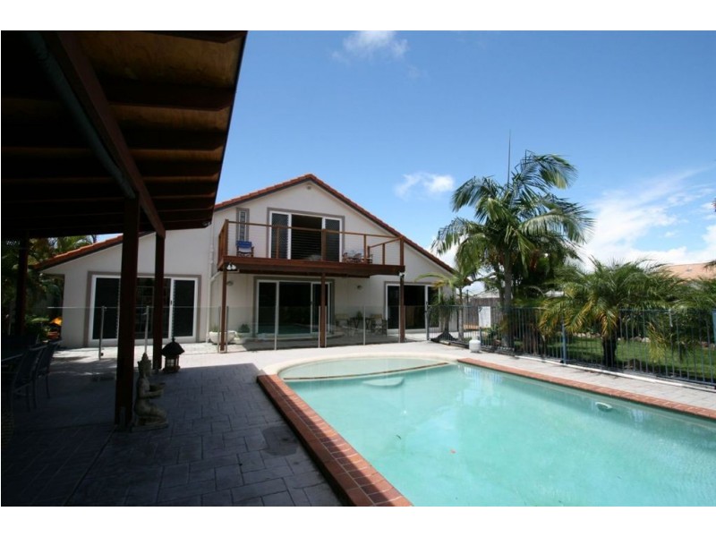 63 Cosmos Avenue, Banksia Beach QLD 4507