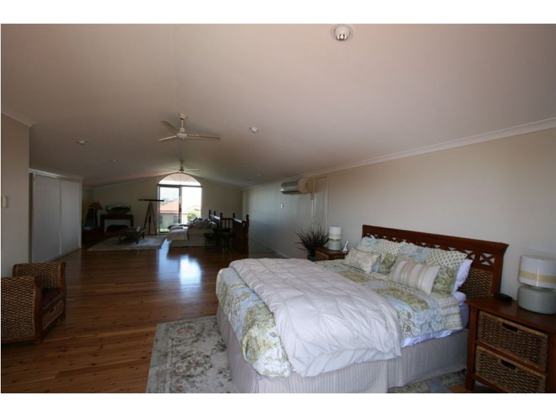 63 Cosmos Avenue, Banksia Beach QLD 4507