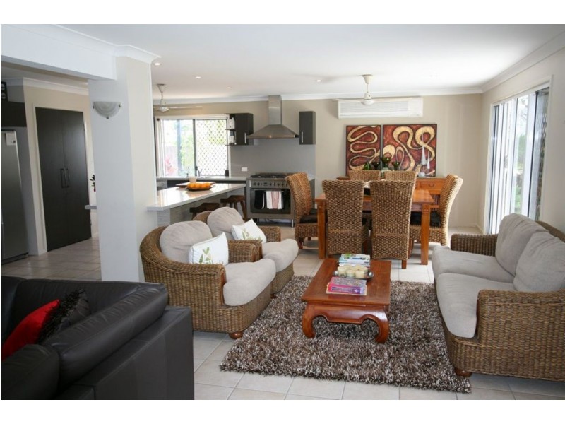 63 Cosmos Avenue, Banksia Beach QLD 4507
