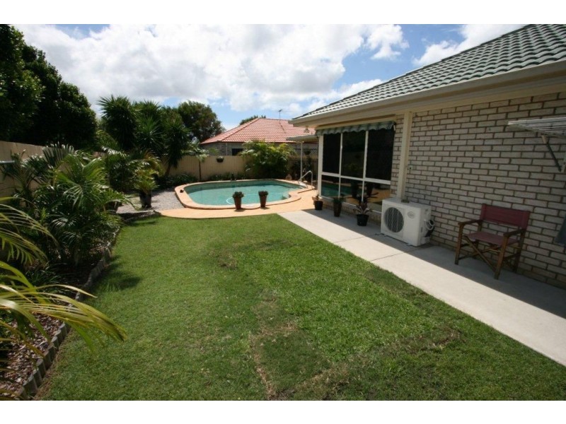 Sandstone Point QLD 4511