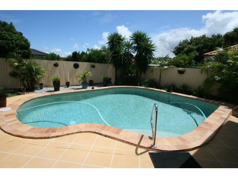 Sandstone Point QLD 4511