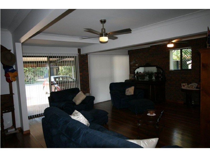 2 Watson Street, Bongaree QLD 4507