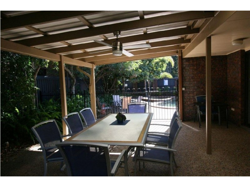 2 Watson Street, Bongaree QLD 4507
