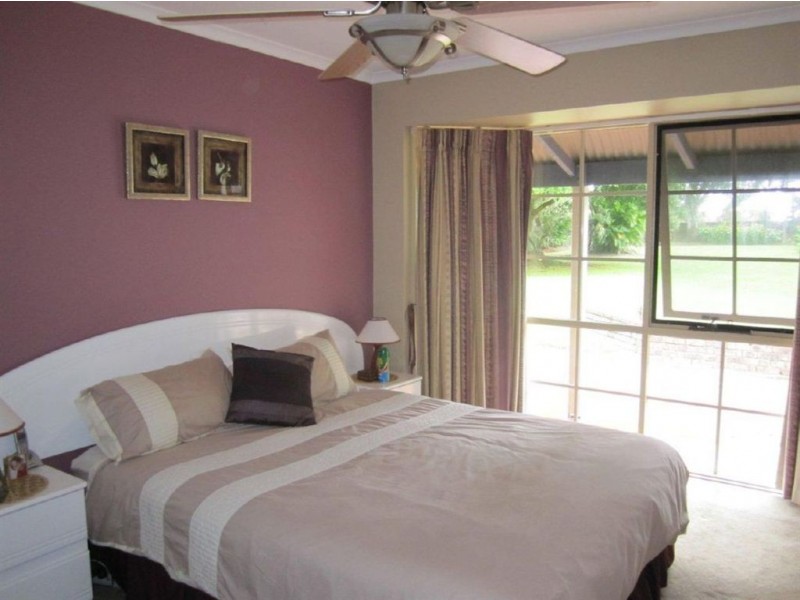 22 Todman Court, Ningi QLD 4511