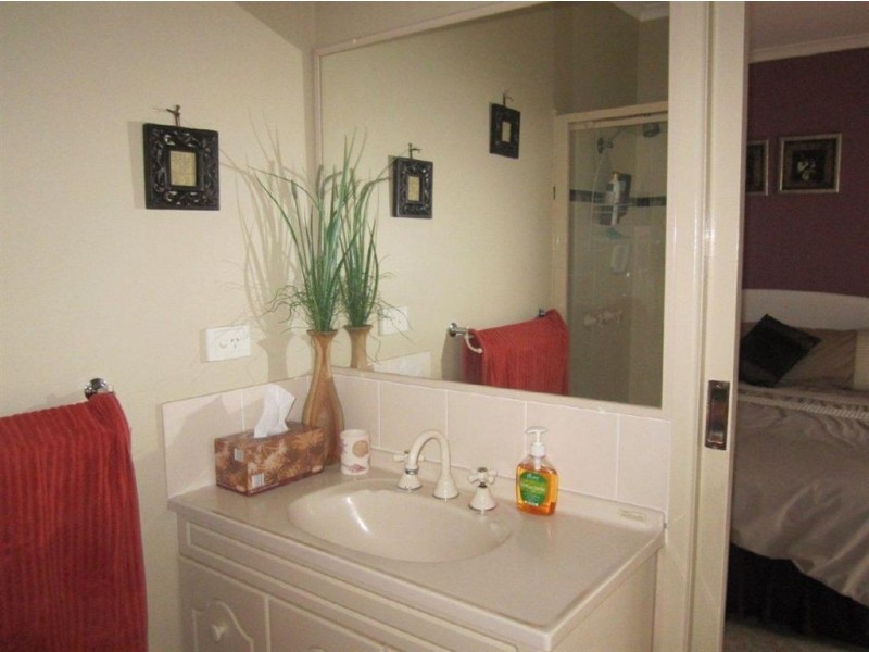 22 Todman Court, Ningi QLD 4511