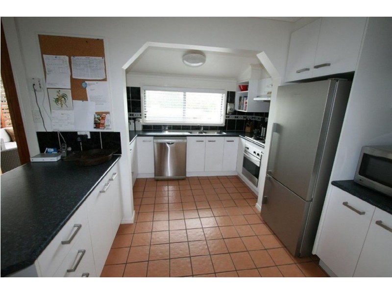 15 Mcdowall Street, Bongaree QLD 4507