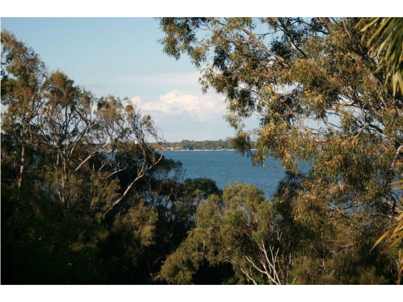 Sandstone Point QLD 4511