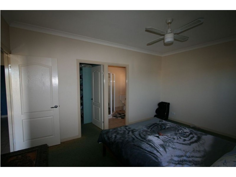 20 Corrimal Place, Sandstone Point QLD 4511