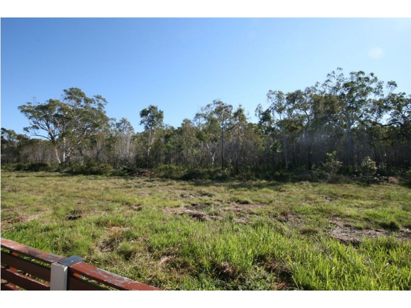 20 Corrimal Place, Sandstone Point QLD 4511