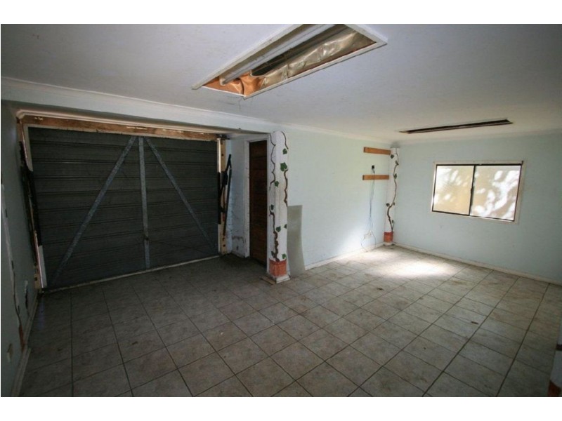 27 Gidya Avenue, Bongaree QLD 4507