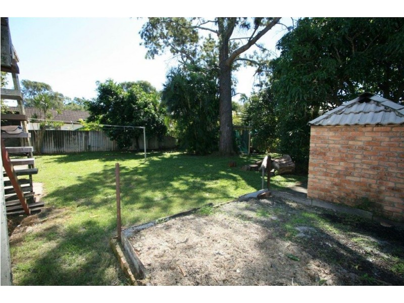 27 Gidya Avenue, Bongaree QLD 4507