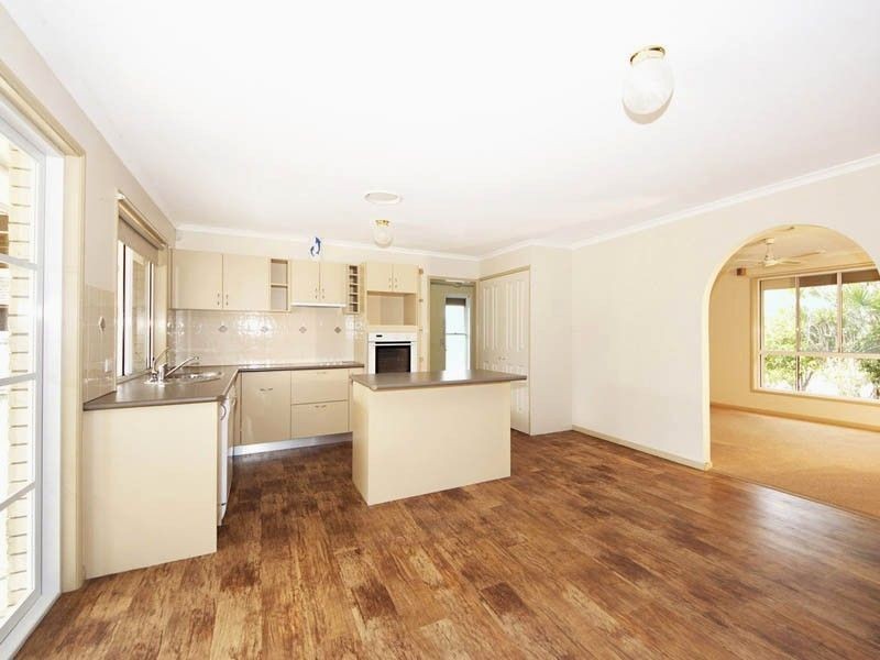 19 Coolgarra Ave, Bongaree QLD 4507