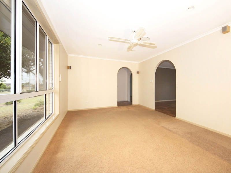 19 Coolgarra Ave, Bongaree QLD 4507