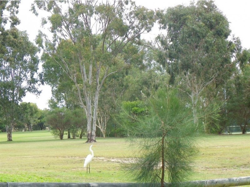 25 Cosmos Ave, Banksia Beach QLD 4507