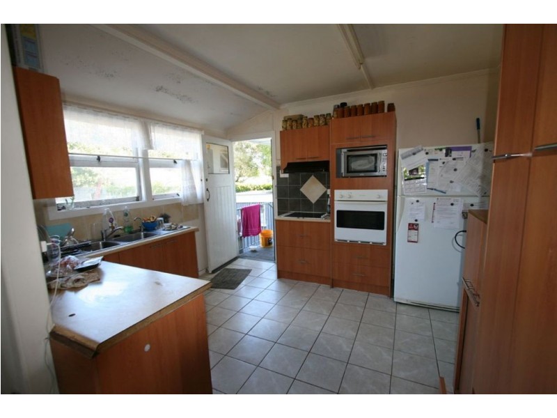 14 Murray Street, Woorim QLD 4507