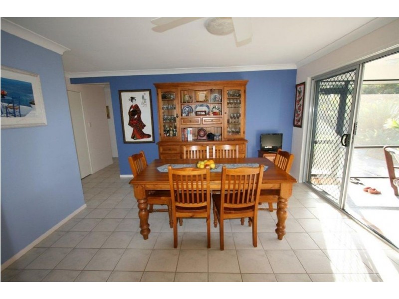 7 Yellowfin Place, Banksia Beach QLD 4507