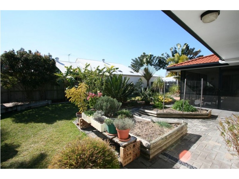 7 Yellowfin Place, Banksia Beach QLD 4507