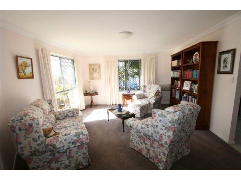 7 Yellowfin Place, Banksia Beach QLD 4507