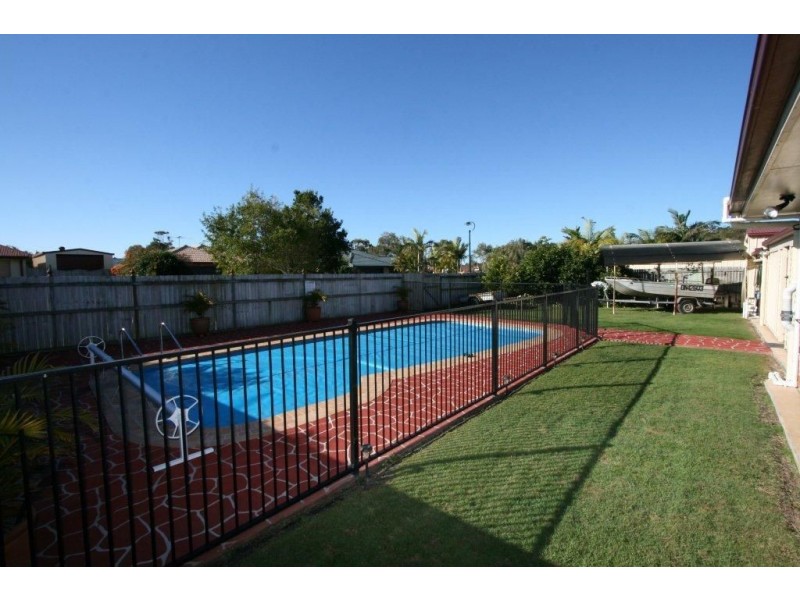 1 Coogee Place, Sandstone Point QLD 4511