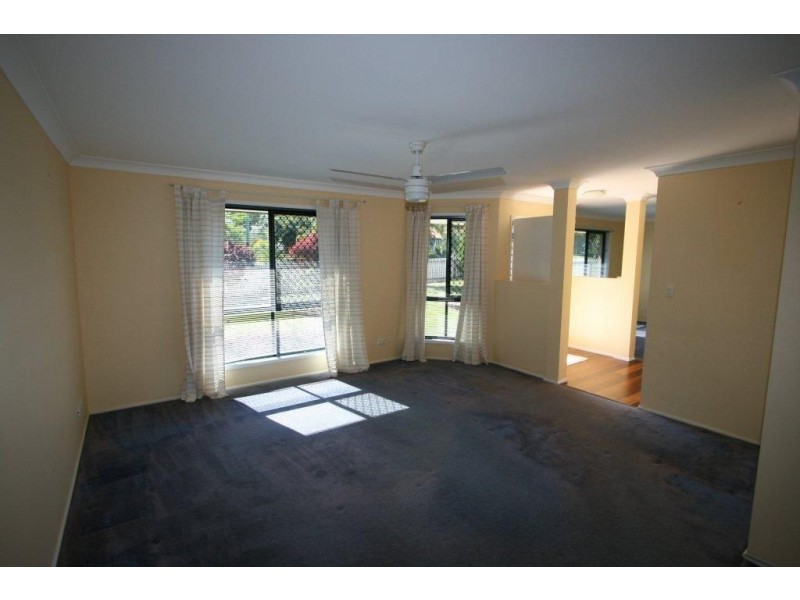 21 Wrenaus Way, Ningi QLD 4511