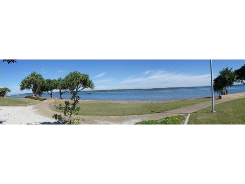 33 Seaside Dr, Banksia Beach QLD 4507