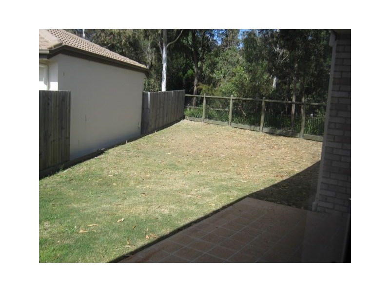 317 Bestmann Road, Sandstone Point QLD 4511