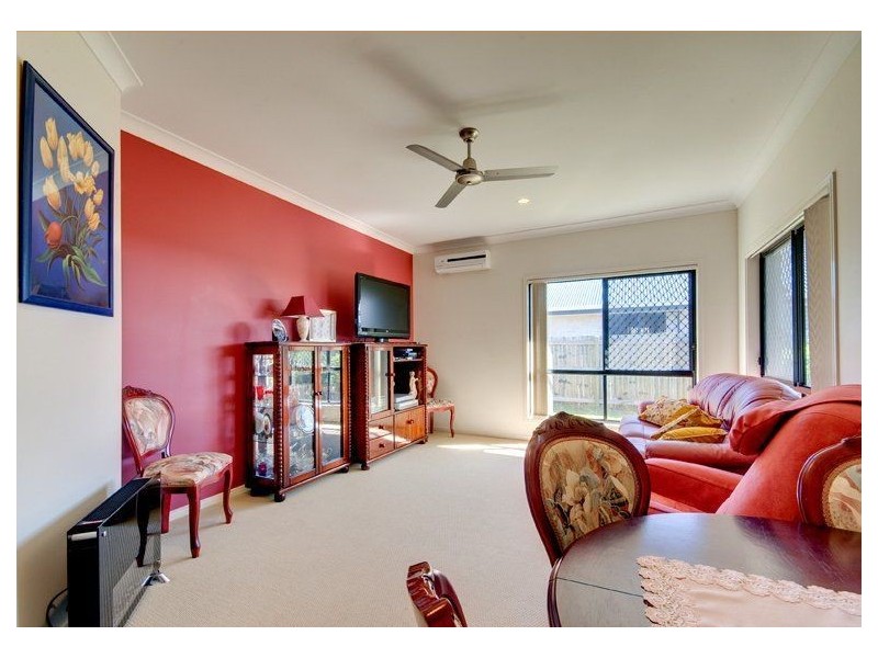 56 Sandheath Place, Ningi QLD 4511