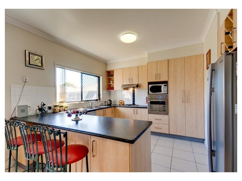 56 Sandheath Place, Ningi QLD 4511
