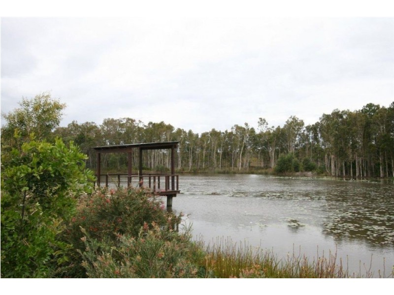 56 Sandheath Place, Ningi QLD 4511