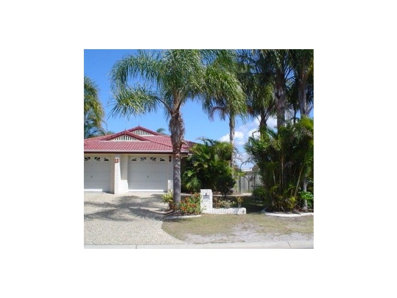 2/13 Pentas, Bongaree QLD 4507