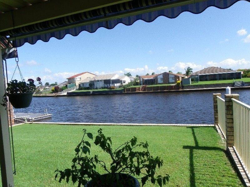 1/75 Phoenix Ave, Bongaree QLD 4507