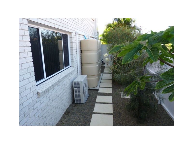 22 Jacaranda Dr, Bongaree QLD 4507