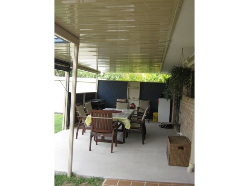 Sandstone Point QLD 4511