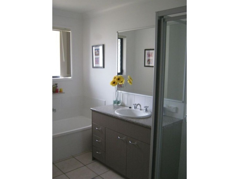 Sandstone Point QLD 4511