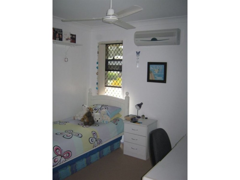 Sandstone Point QLD 4511