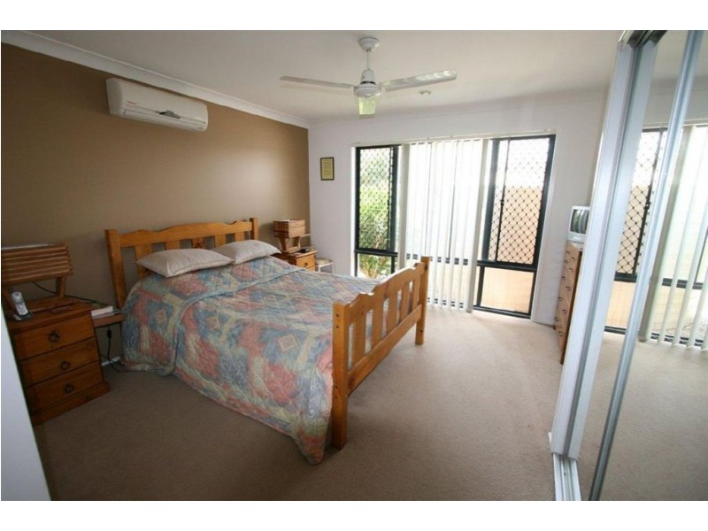 7 Amity Court, Sandstone Point QLD 4511