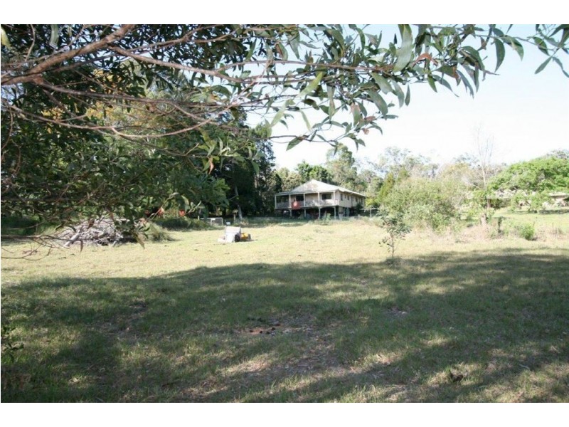 607 Bestmann Rd, Ningi QLD 4511