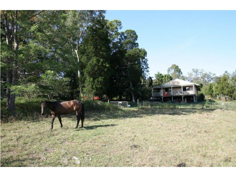 607 Bestmann Rd, Ningi QLD 4511