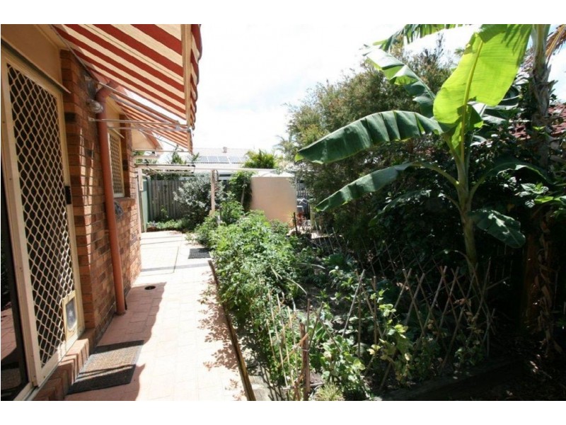 6 Bayswater Court, Sandstone Point QLD 4511