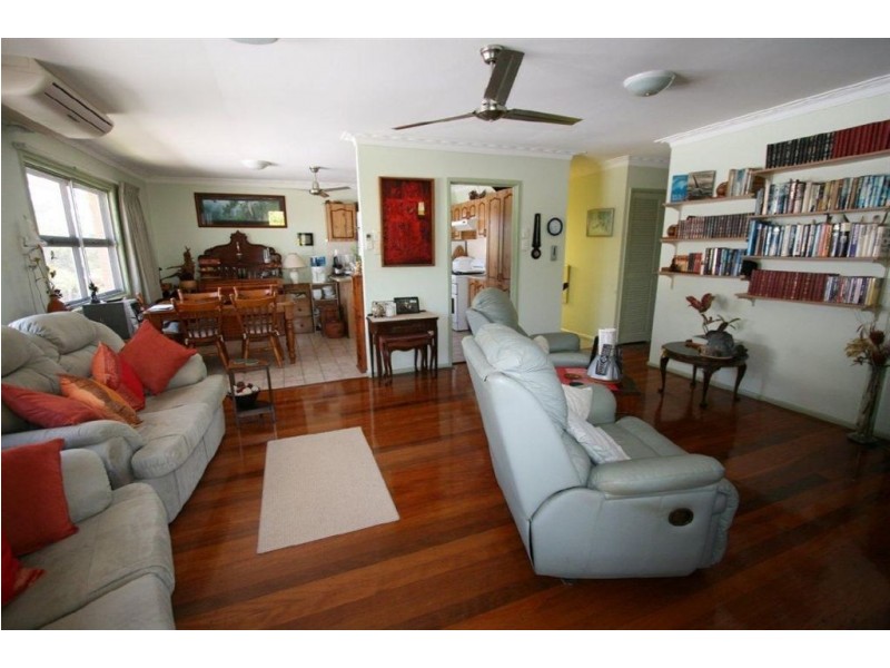46 Winnett St, Woorim QLD 4507